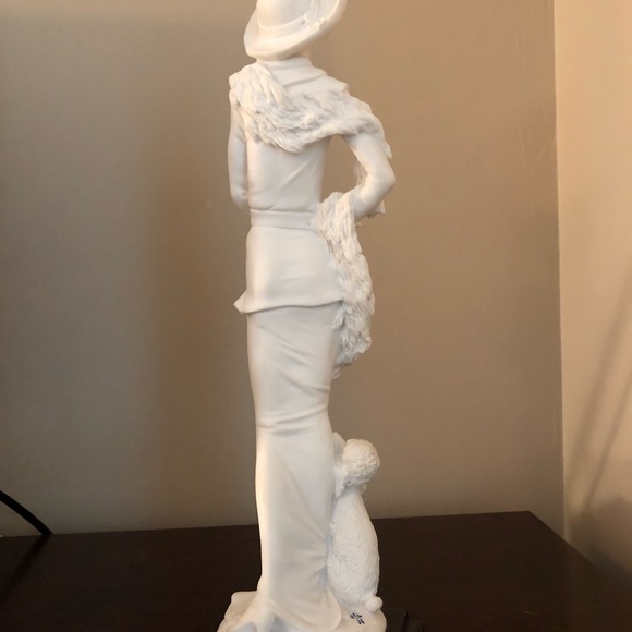 Giuseppe Armani White Ceramic Statue - Picture 4 of 4